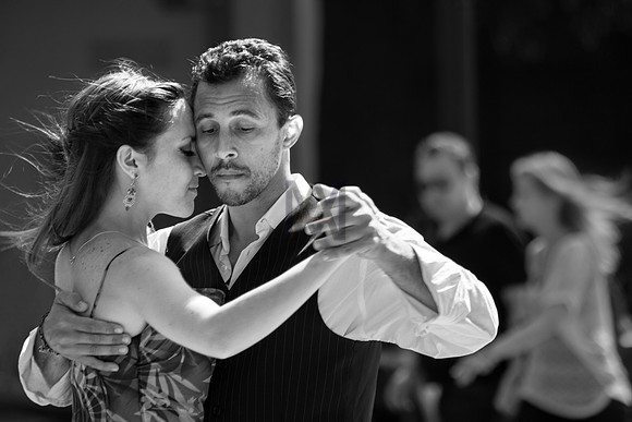 Street Tango